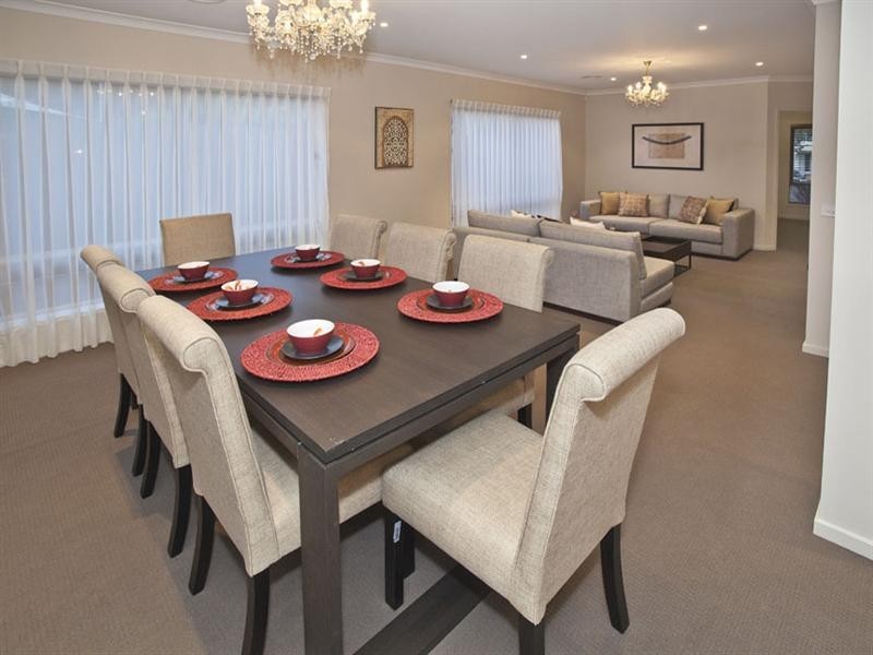 32 Boyanna Road, Glen Waverley VIC 3150