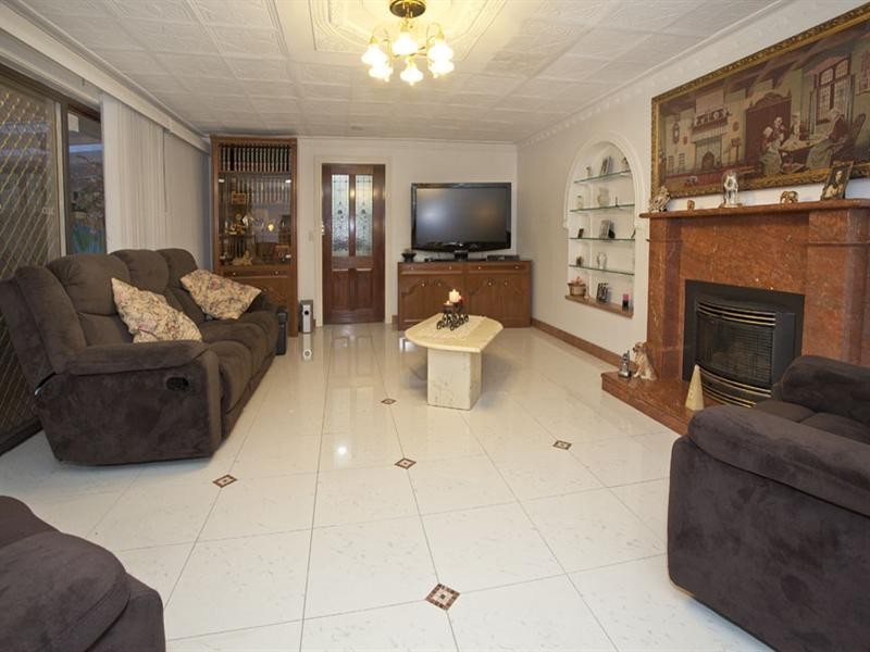 154 Haverbrack Drive, Mulgrave VIC 3170