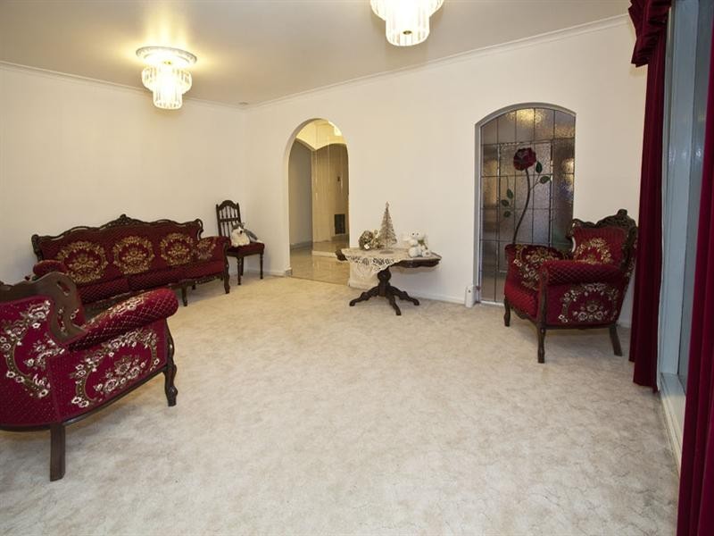 154 Haverbrack Drive, Mulgrave VIC 3170