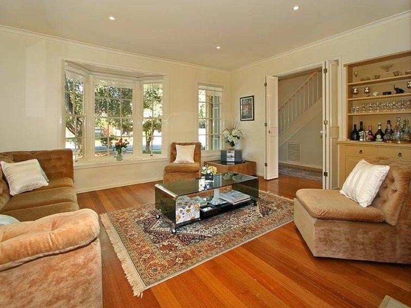 17 Ranfurlie Drive, Glen Waverley VIC 3150