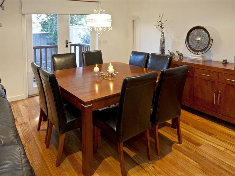 14 Amblecote Crescent, Mulgrave VIC 3170