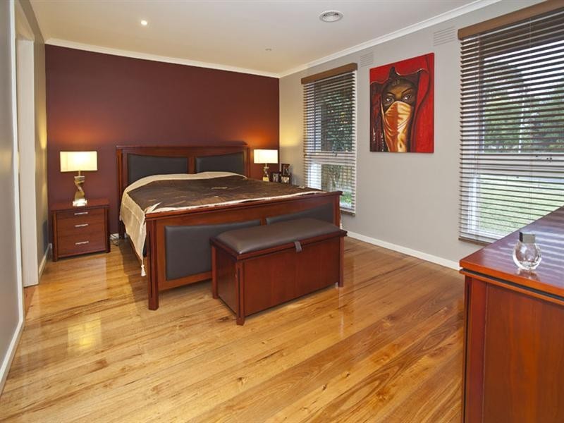 14 Amblecote Crescent, Mulgrave VIC 3170