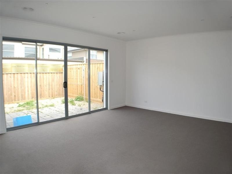 23 Brunton Crescent, Mulgrave VIC 3170