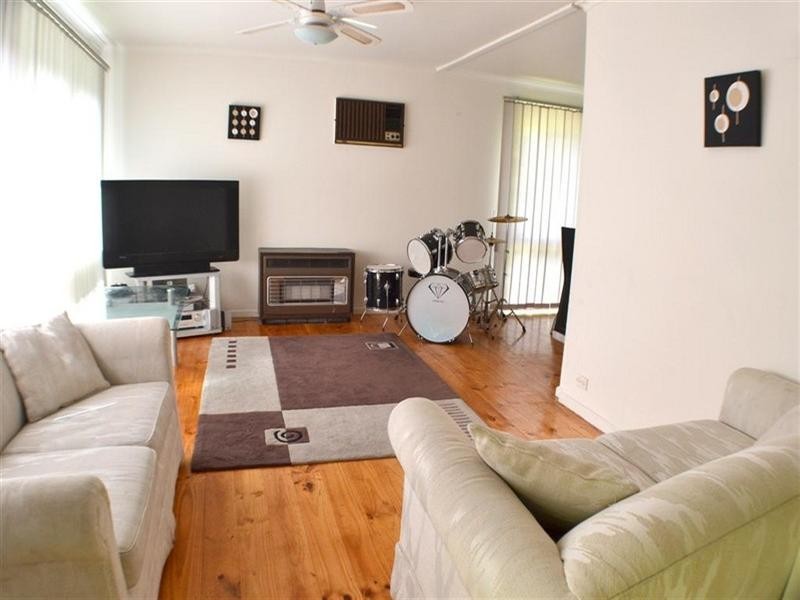 14 Hainthorpe Grove, Mulgrave VIC 3170