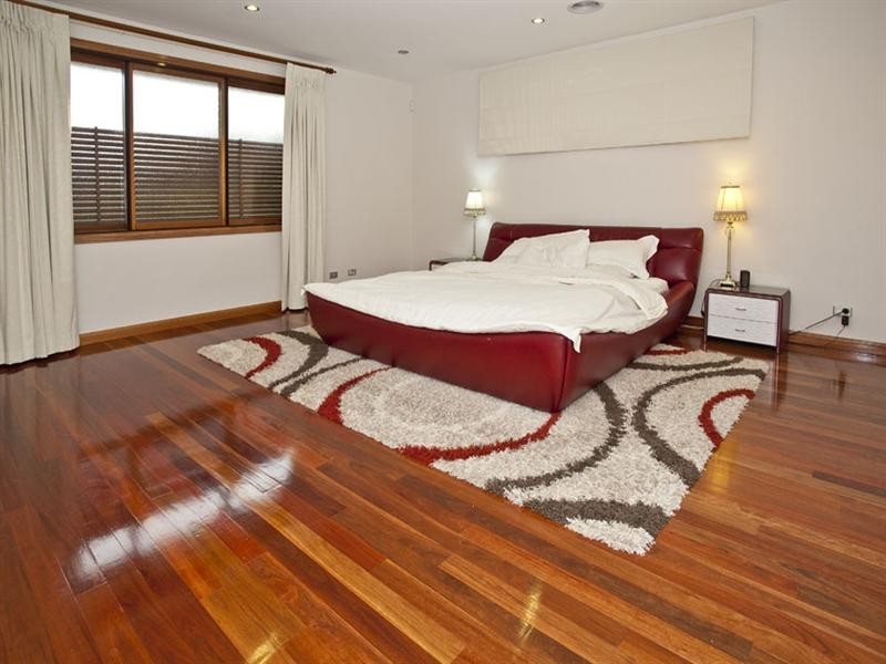 24 Greenways Road, Glen Waverley VIC 3150