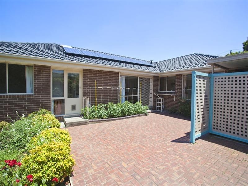 58 Guinevere Parade, Glen Waverley VIC 3150