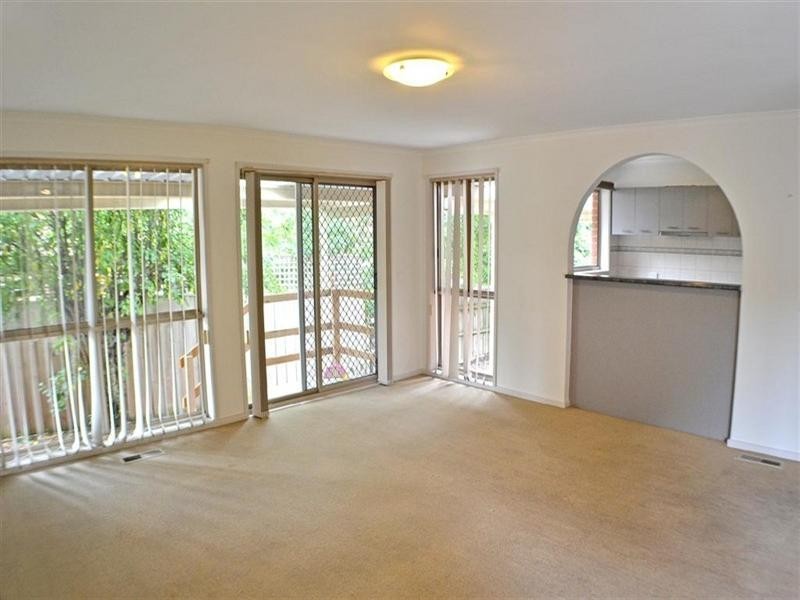 2/105 Burwood Highway, Burwood East VIC 3151