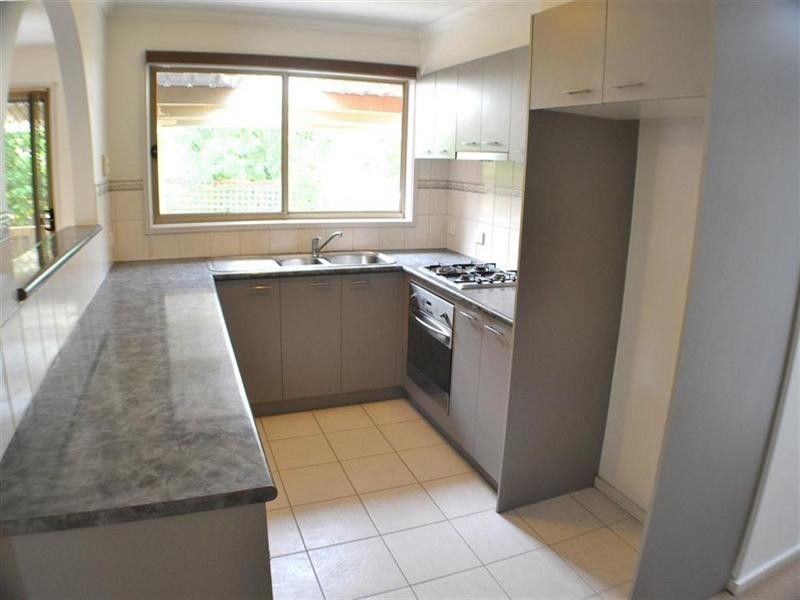 2/105 Burwood Highway, Burwood East VIC 3151