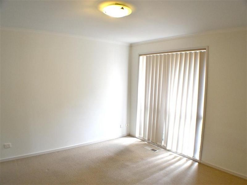 2/105 Burwood Highway, Burwood East VIC 3151