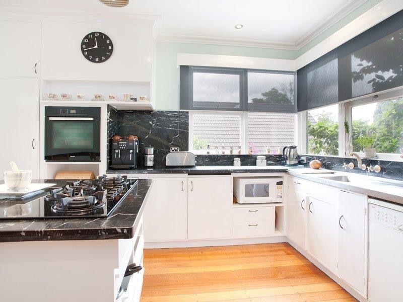 15 Landridge Street, Glen Waverley VIC 3150