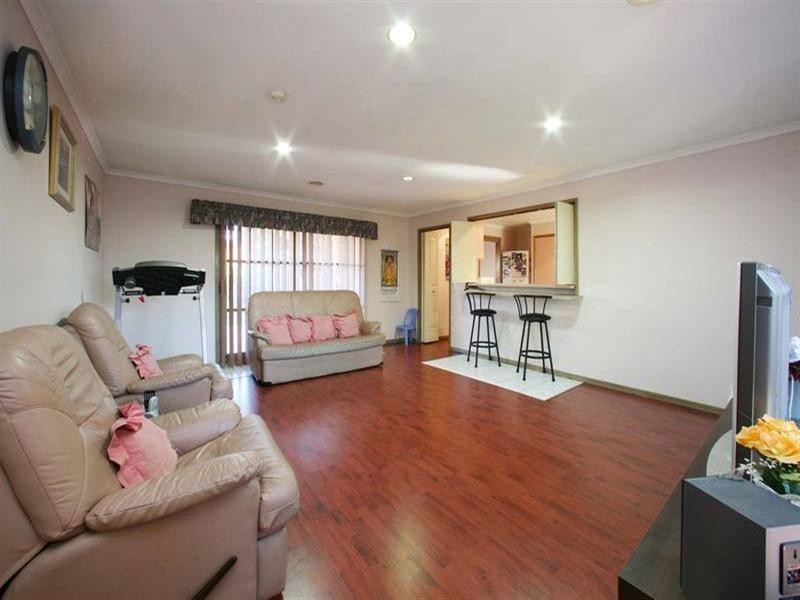 1 Linnel Court, Rowville VIC 3178