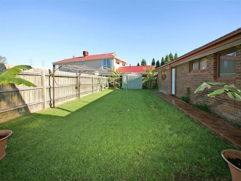 1 Linnel Court, Rowville VIC 3178
