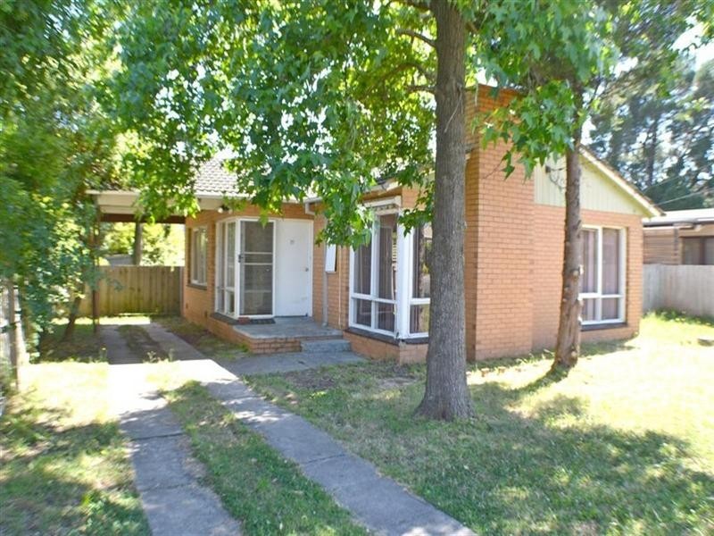 37 Johnson Drive, Glen Waverley VIC 3150