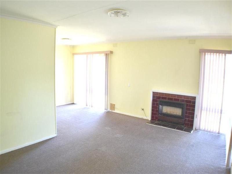 37 Johnson Drive, Glen Waverley VIC 3150