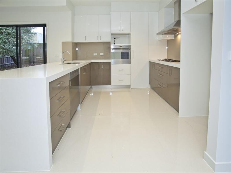 2/23 Willow Avenue, Glen Waverley VIC 3150