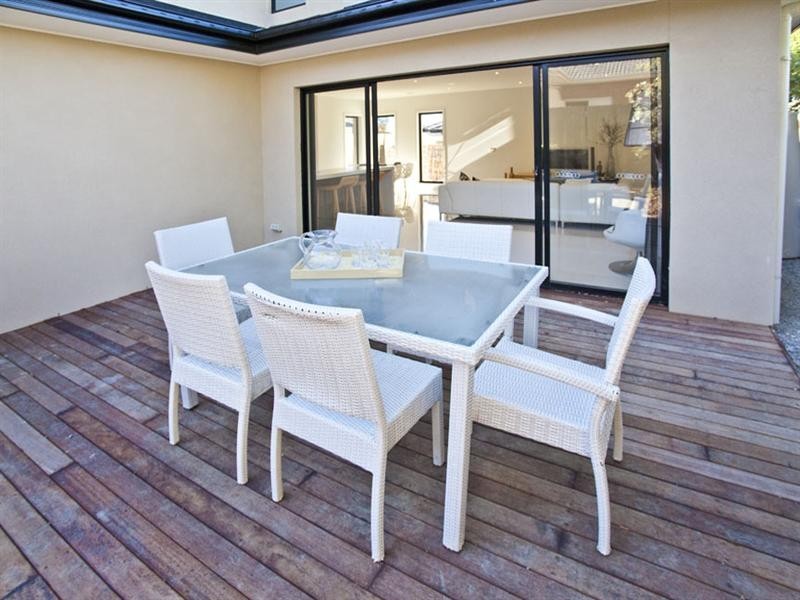 2/23 Willow Avenue, Glen Waverley VIC 3150