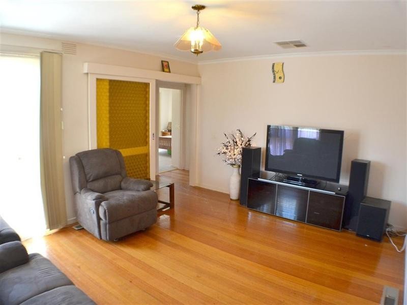 47 Bertrand Avenue, Mulgrave VIC 3170