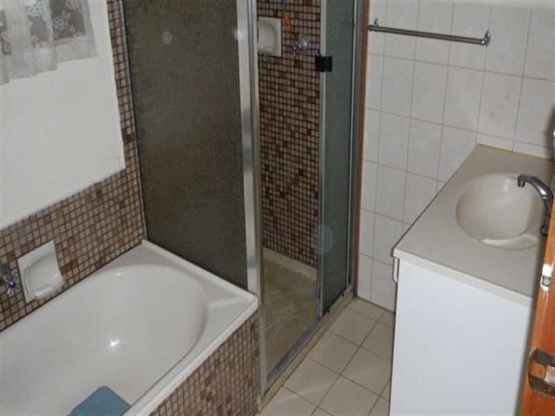 6 David Collins Drive, Endeavour Hills VIC 3802