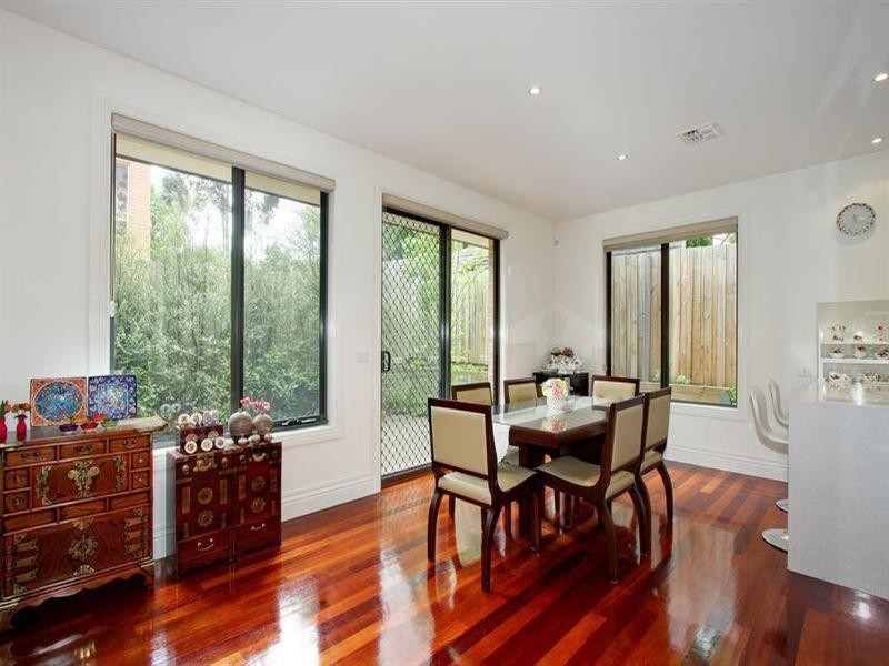 4b Pimm Court, Glen Waverley VIC 3150