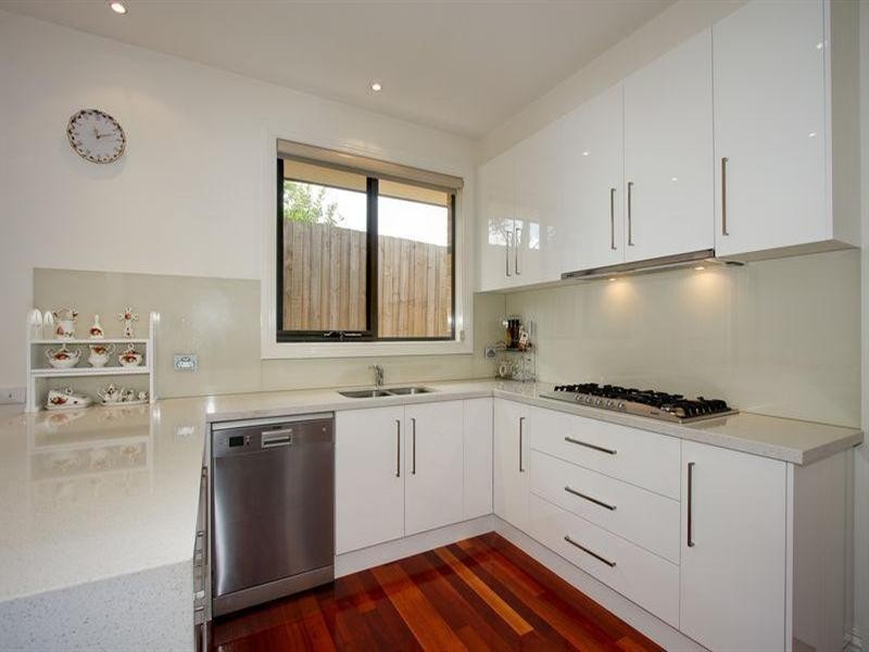 4b Pimm Court, Glen Waverley VIC 3150