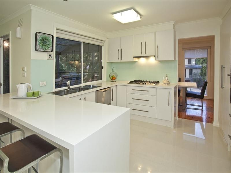 28 Felgate Parade, Vermont South VIC 3133