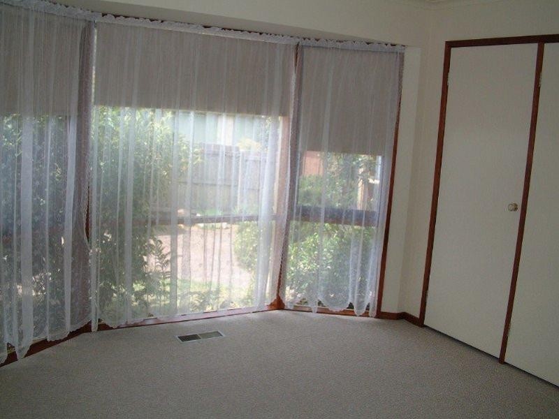 2/8 Florence Street, Glen Waverley VIC 3150