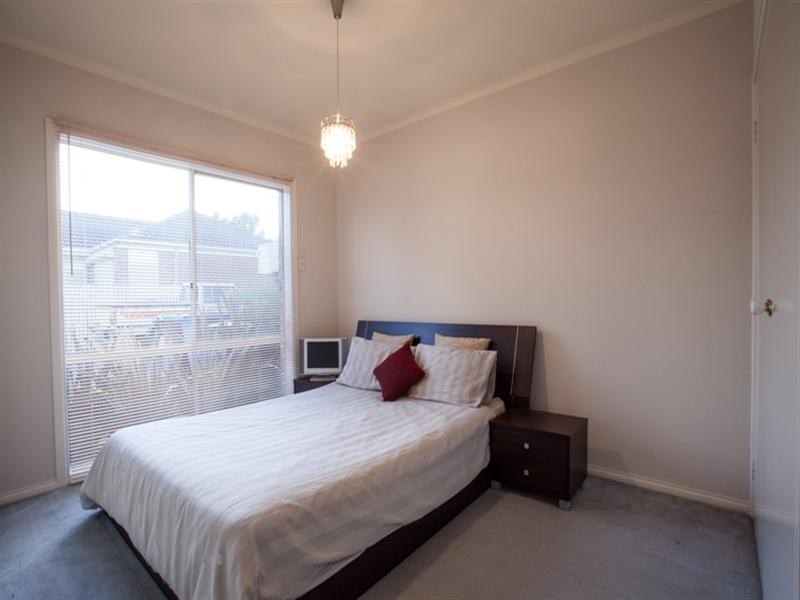 2/96 Botanical Grove, Doveton VIC 3177