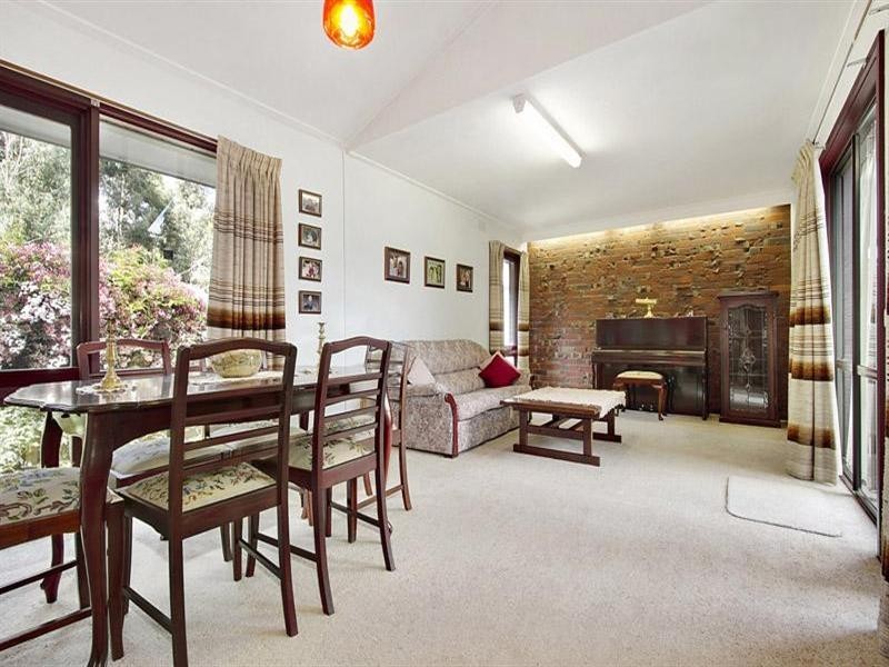 10 Wedge Court, Glen Waverley VIC 3150