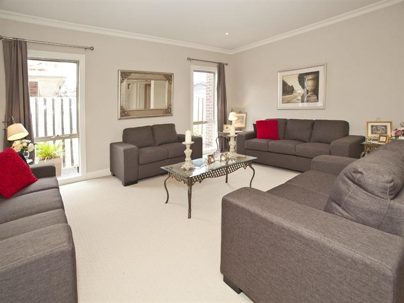 33 Park Lane, Mount Waverley VIC 3149