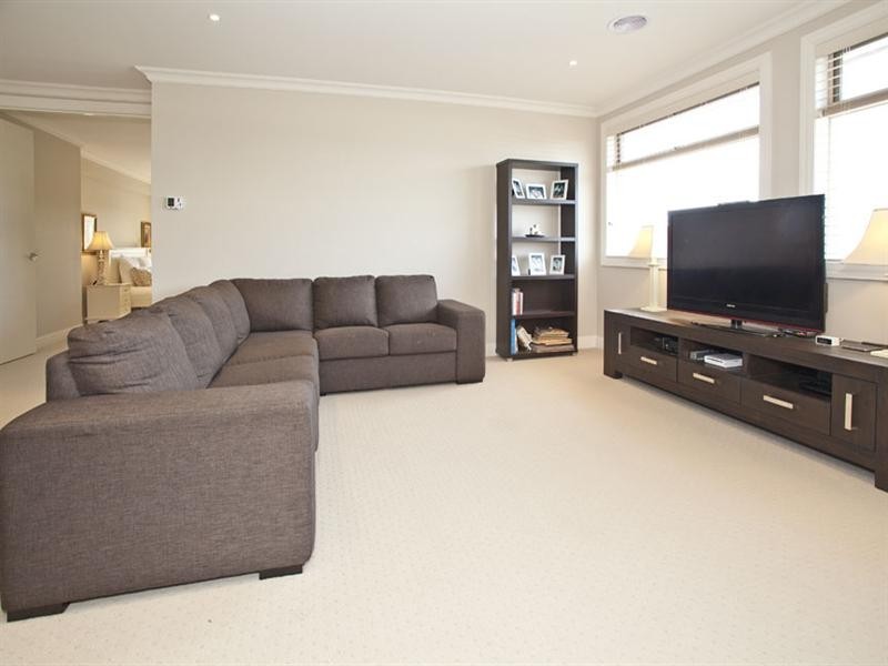 33 Park Lane, Mount Waverley VIC 3149