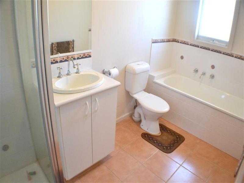 6 Wilkinson Place, Glen Waverley VIC 3150