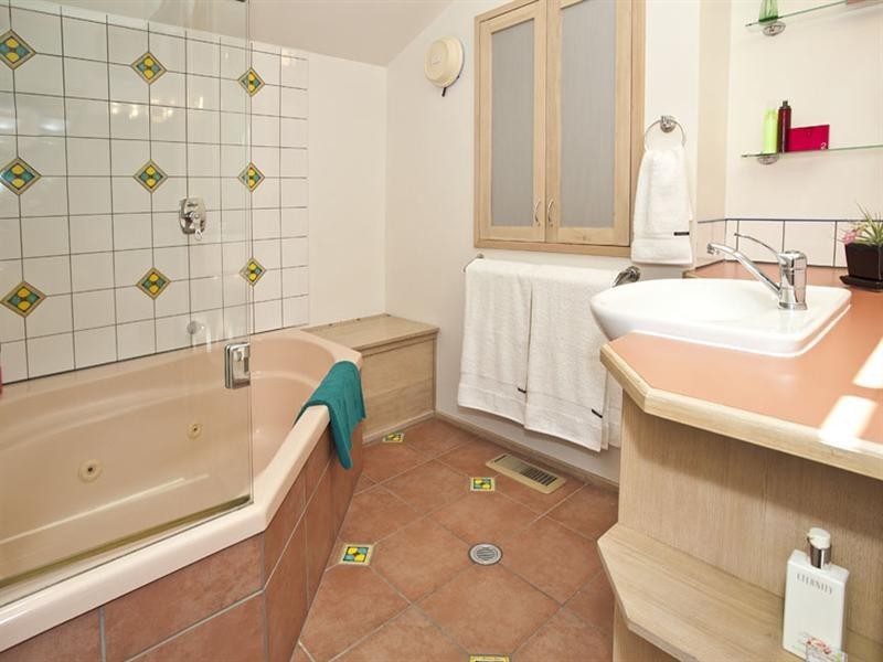 35 The Woodland, Wheelers Hill VIC 3150