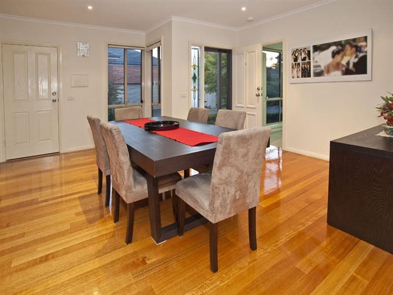 2/60 Lea Road, Mulgrave VIC 3170