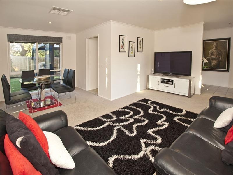 7 Anglesey Court, Mulgrave VIC 3170