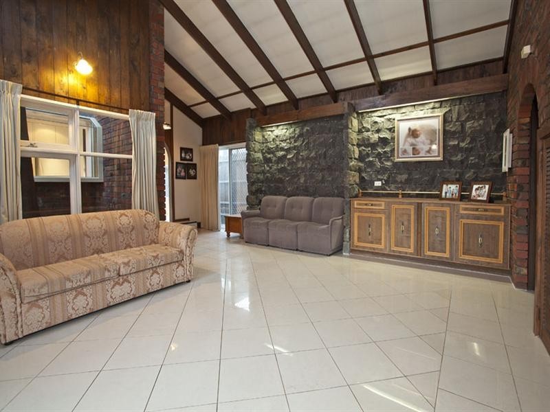 13 Samada Street, Notting Hill VIC 3168