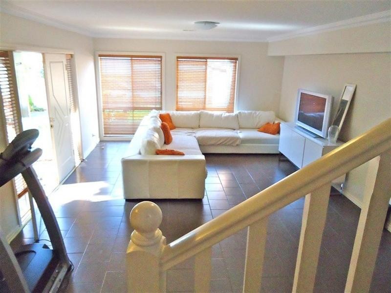 2/343 High Street Road, Mount Waverley VIC 3149