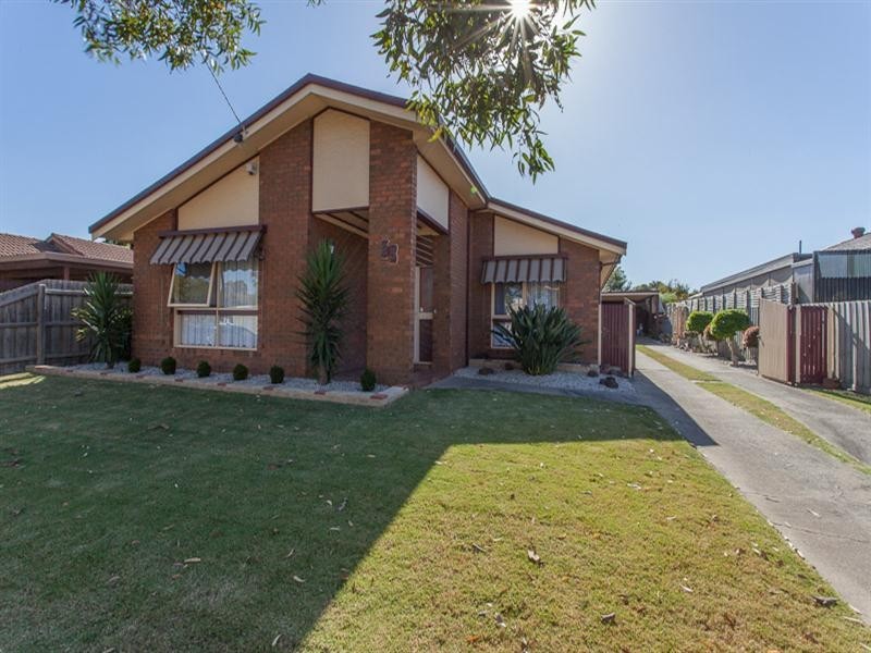 25 Stuart Avenue, Hampton Park VIC 3976