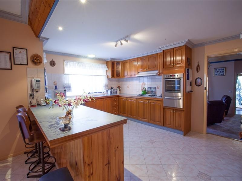 25 Stuart Avenue, Hampton Park VIC 3976