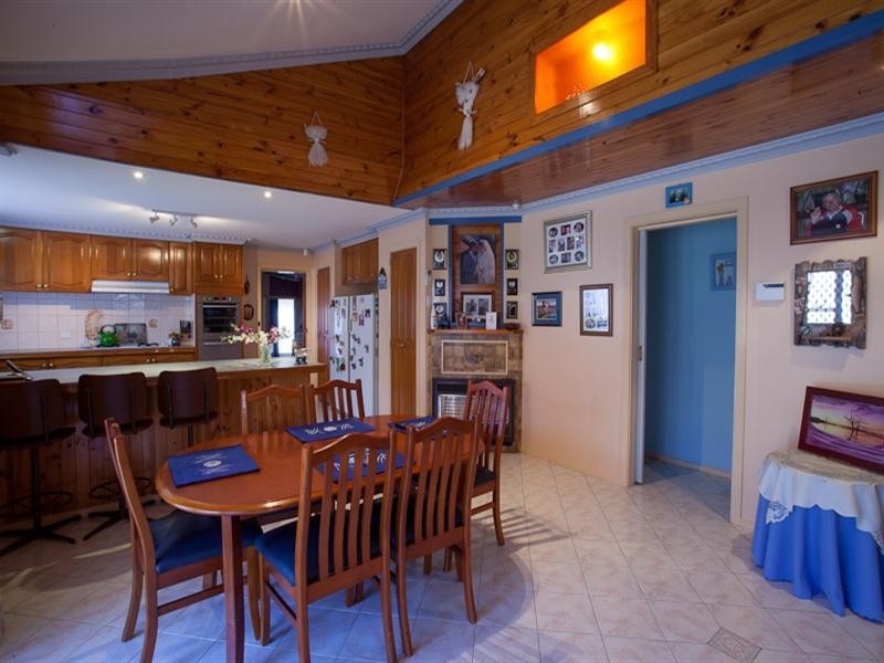 25 Stuart Avenue, Hampton Park VIC 3976