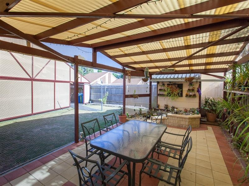 25 Stuart Avenue, Hampton Park VIC 3976