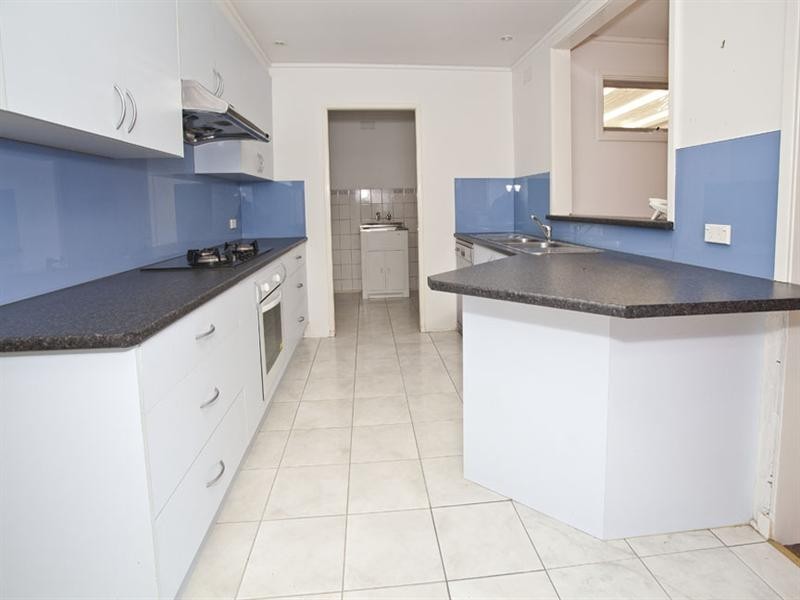 19 Risdon Drive, Notting Hill VIC 3168