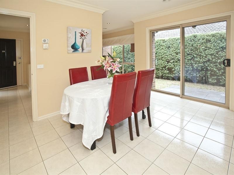 29 Ruby Street, Burwood East VIC 3151