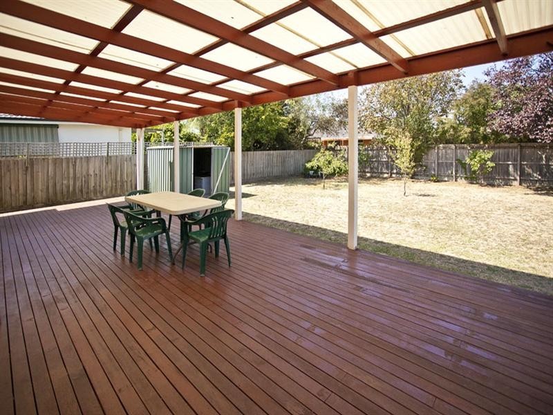 4 Diosma Drive, Glen Waverley VIC 3150