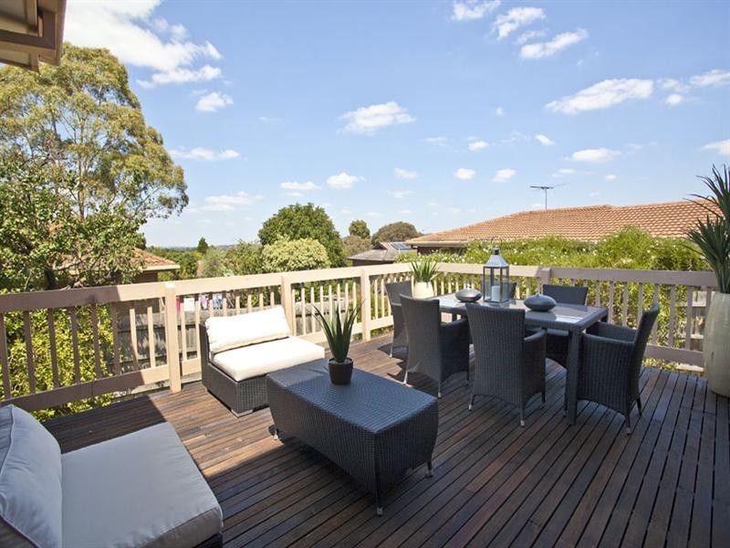 6 Torwood Drive, Vermont South VIC 3133