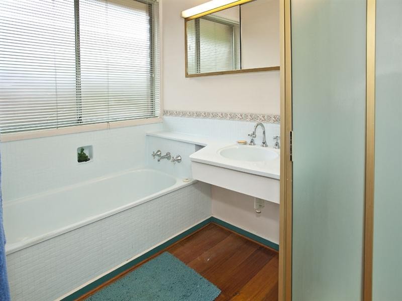 6 El Greco Court, Wheelers Hill VIC 3150