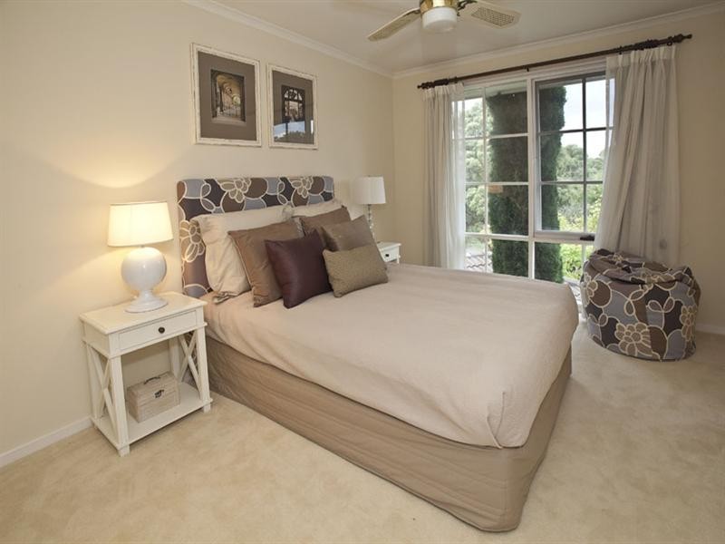 18 Lilian Street, Glen Waverley VIC 3150