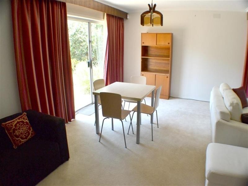 16 Norfolk Street, Glen Waverley VIC 3150