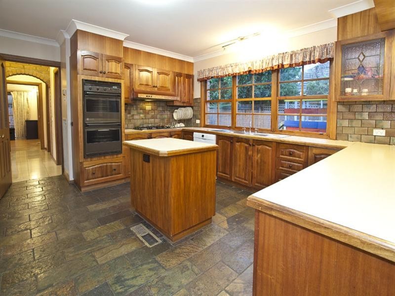 600 High Street Road, Glen Waverley VIC 3150