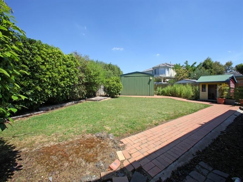 4 Morton Place, Rowville VIC 3178