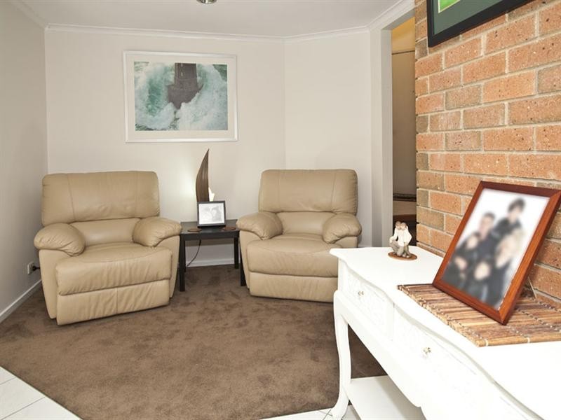 2/40 Tourmaline Crescent, Wheelers Hill VIC 3150